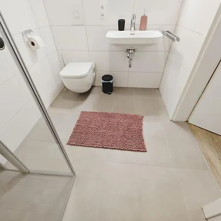 Ticasa Gold-zentral-outlet-aufzug-stylisch-unique Metzingen (Tubingen)
